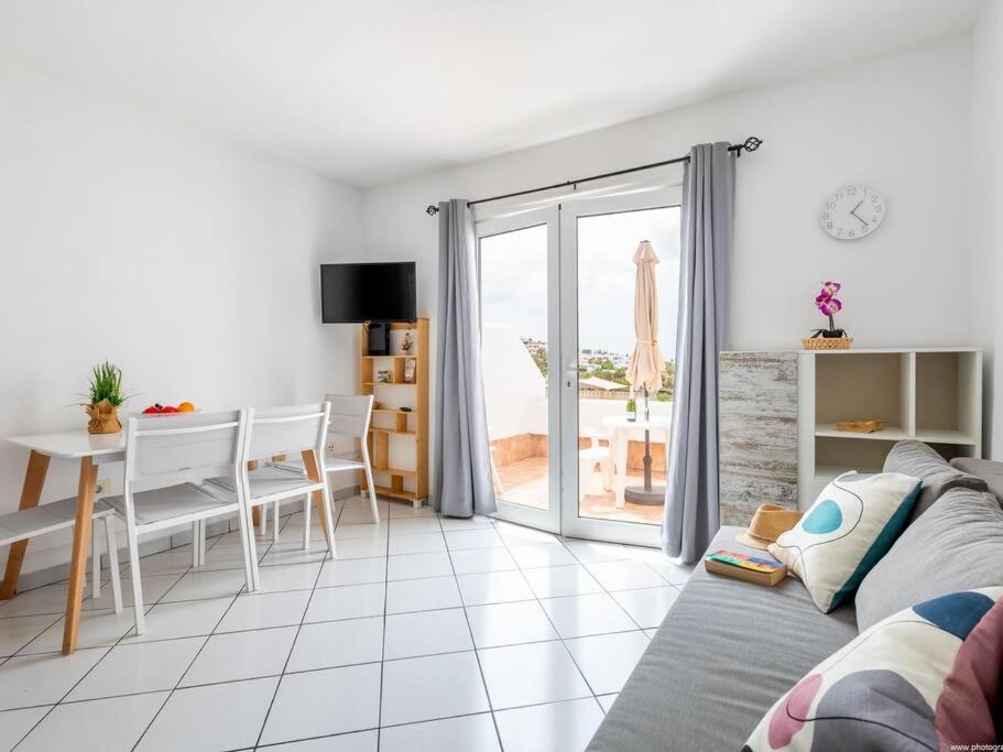 5C Oasis Beautiful Terrace And Pool Apartment Адехе Екстериор снимка